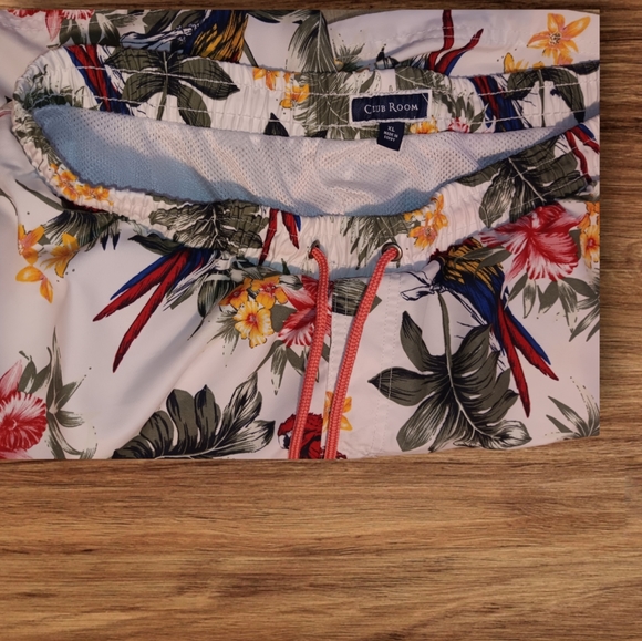 Club Room White Tropical Print Swim Trunks - Picture 4 of 7